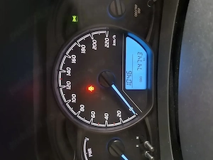TOYOTA YARIS HYBRID - 2018 - automata -74800 km- 100 CP putere in sincron ,Consum in oras 3 - 3,5 lt - imagine 7