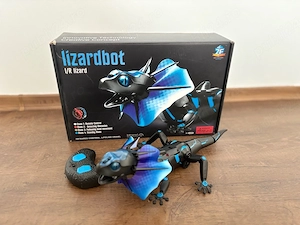 Soparla robot interactiva Lizardbot cu telecomanda si senzori infrarosu