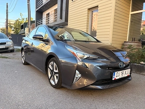 Toyota prius hibrid - imagine 3