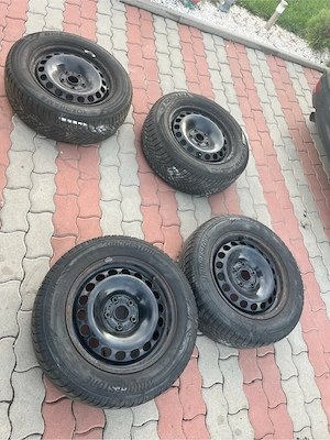 Vând set 4 roți complete Passat B8 – 215/60 R16 – anvelope de iarnă - imagine 4