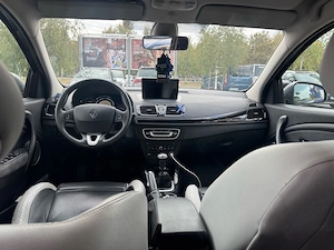 RENAULT MEGANE 3, 1.5 dci Grandtour, eoro 5, Cutie de viteze: Manuala - imagine 9