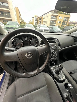 Vand Opel Astra J 2013 Benzina 1.4 Aspirat 155.650 km - imagine 4