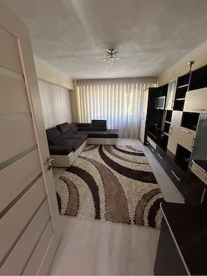 dau in chirie apartament cu 3 camere - imagine 4