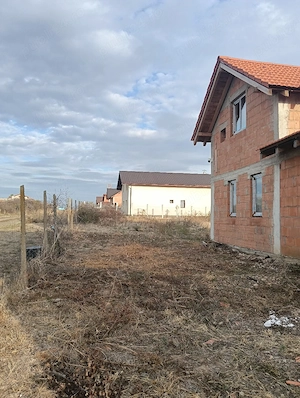 Casă la Roșu Herneacova  - imagine 9