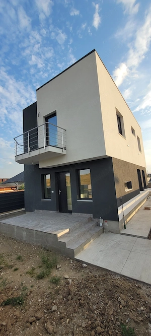 Vand Casa P+1,in stil Mediteranean  160000  la doar 800m de Pitesti, Maracineni,  2 km de Moll Vivo  - imagine 2