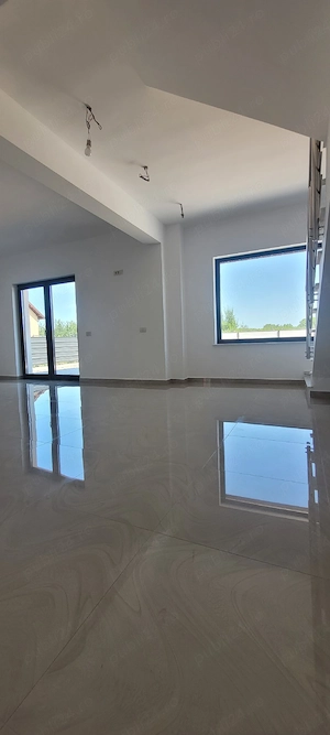 Vand Casa P+1,in stil Mediteranean  160000  la doar 800m de Pitesti, Maracineni,  2 km de Moll Vivo  - imagine 4