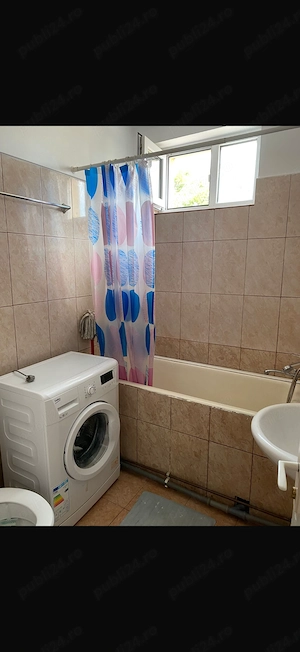 Ofer spre închiriere apartament ultracentral cu 2 camere, mobilat și utilat  - imagine 4