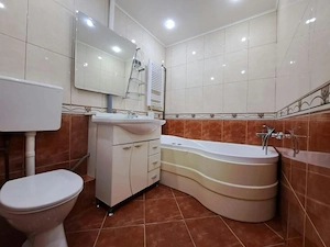 Apartament cu 3 camere - Zona Lipovei - imagine 6