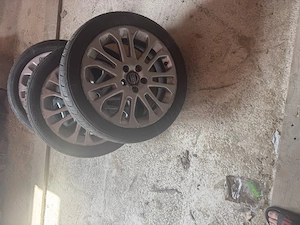 Volvo s60 -s40 și merge și pe alte mașini ., Ford și altele 