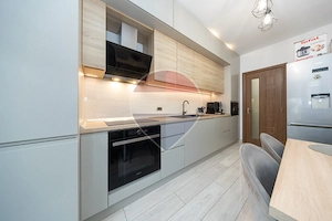 Apartament cu 2 camere de vânzare în zona Tractorul - imagine 6