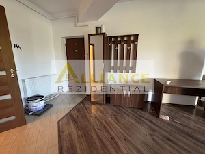APARTAMENT DEOSEBIT CU 2 CAMERE DE VÂNZARE - imagine 10