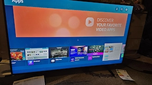  Samsung QLED 4K 43Q60A   108 cm  Stare IMPECABILĂ  Telecomandă Solară  Cutie Originală  Garanție
