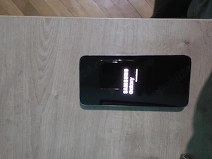 Vind telefon s 24 simplu