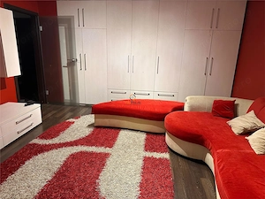 Decomandat cu 3 Camere  Cu 2 Bai Etaj 2 Zona Lunei - imagine 7