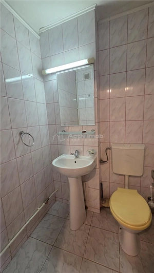 Apartament 4 decomandat, CT, separatie apa, AC, etaj 4 - Spitalul Judetean - imagine 9