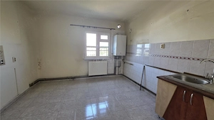 Apartament 4 decomandat, CT, separatie apa, AC, etaj 4 - Spitalul Judetean