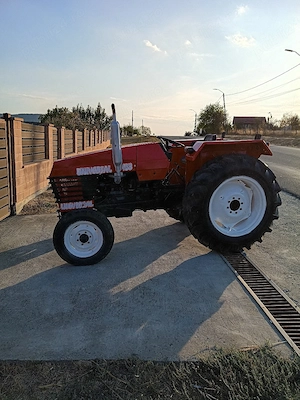 Vând tractor u445 u453 - imagine 2