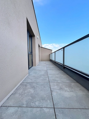 Apartament Luminos - 66 Mp - Terasa 14 Mp- 131.000 Euro Tva Inclus - imagine 7