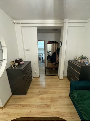 Vand apartament 2 camere - imagine 2