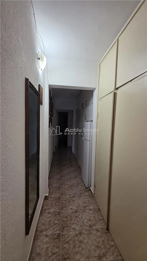 Apartament 3 camere  decomandat, etaj 3 - Valea Rosie - imagine 3