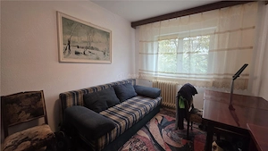Apartament 3 camere  decomandat, etaj 3 - Valea Rosie - imagine 4