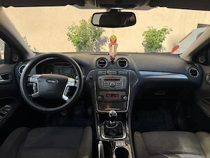 Ford Mondeo 1.8 TDCI  Titanium - imagine 6