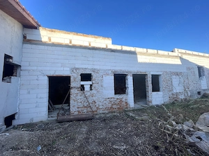 Vand casa Alba, renovata la gri. - imagine 2