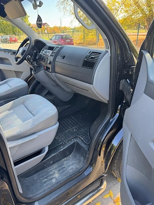 VW Transporter T5 Dubă închisă- Cabină dublă 5 locuri - 1,9 TDI - AC functional - imagine 4
