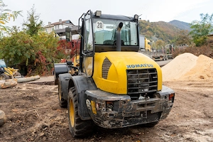 Încărcător frontal - Komatsu wa100m perfect funcțional - imagine 3