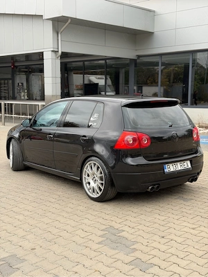 Golf 5 GTI - 350 CP - Stage 3 - 2.0 benzina - Jante BBS - Faruri Bi-Xenon cu LED - Pilot - Navi.etc - imagine 4