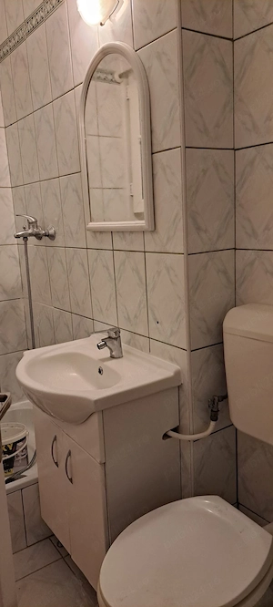 Propietar închiriez apartament cu o cameră - imagine 2
