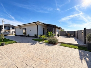 Duplex de v #226;nzare pe parter – 3 camere, curte proprie de 350 mp  #537;i teras #259; - imagine 7