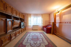 Casa cu 5 camere si 350 mp de teren in spate la parcul Salca - imagine 9