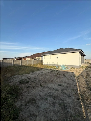 Duplex modern de v #226;nzare  #238;n Mo #537;ni #539;a Nou #259; - imagine 3