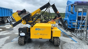 Inchiriez soneta Mgi Tonker 830,bate pari pana la 5 m,cu operator - imagine 2