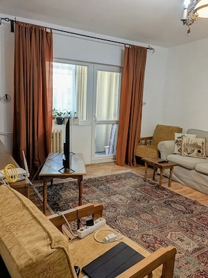 De vânzare: Apartament 3 camere, etaj 2, orientare SUD   Cartier Rovine (zona Pizzeria Ibiza) - imagine 7