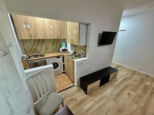 ÎNCHIRIERE 320 VÂNZARE 50.000 Garsonieră Renovata & Mobilată Titan Postăvarului 1 Decemb