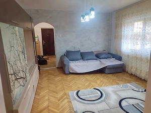 Aradului, 2 Camere de Inchiriat, Centrala Proprie, Bloc Izolat - imagine 3