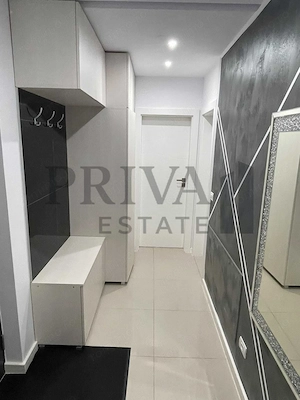 Apartament modern 2 camere parcare subterană, Iris Armoniei Aradului - imagine 4