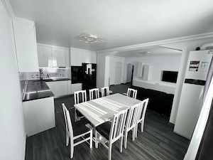 Apartament str.Tineretului nr.2, 64 mp utili