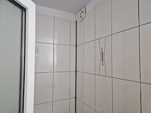 Închiriez apartament - imagine 7