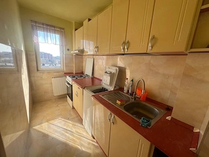 Vand apartament 3 camere zona Vlaicu-Lebada - imagine 2