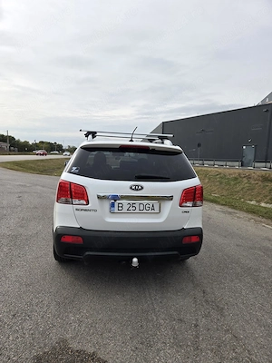 Kia Sorento 2.0 CRDi manual 150 CP 2011 Euro 5 - imagine 5
