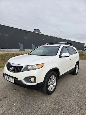 Kia Sorento 2.0 CRDi manual 150 CP 2011 Euro 5 - imagine 2
