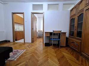 Apartament cu 2 camere| etaj intermediar| centrala proprie| Complexul Studentesc