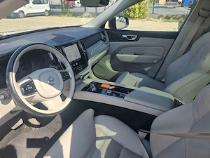 Volvo Xc-60 2023 - imagine 12