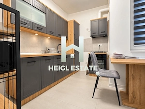 Apartament cu 2 camere, bucătare închisă, Giroc.