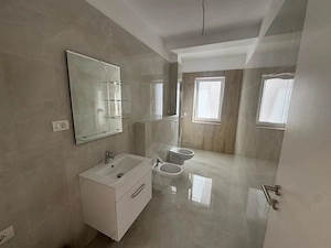 Apartament 2 camere | Et 1 + 8mp balcon | Giroc - imagine 3
