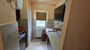 Garsoniera de vanzare 30 mp-parter-Municipiul Brad-24000   negociabil nr de tel(    )  - imagine 3