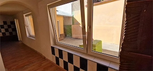 Resita Casa Singur in Curte Zona buna - imagine 20